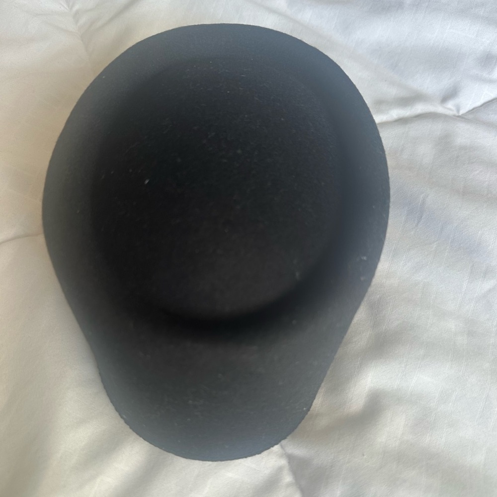 Classic Black Felt Women's Bowler Hat NWT